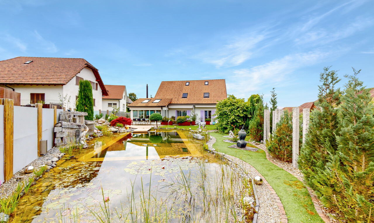 Wohnoase mit Naturpool - 5.5 Zimmer Einfamilienhaus in Buttwil - 0