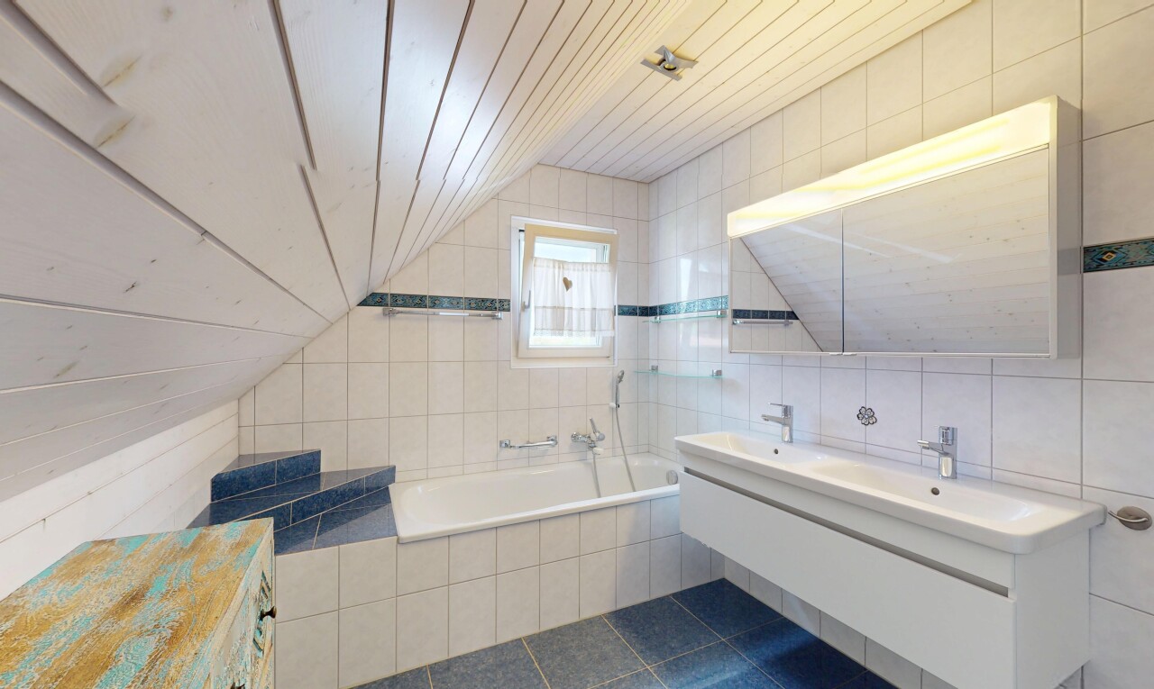 Wohnoase mit Naturpool - 5.5 Zimmer Einfamilienhaus in Buttwil - 9