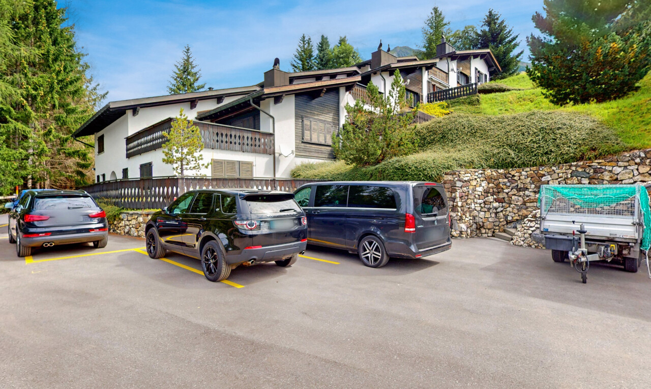 2.5-Zimmer-Wohnung mit Cheminée und Bergblick in Lenzerheide - 10