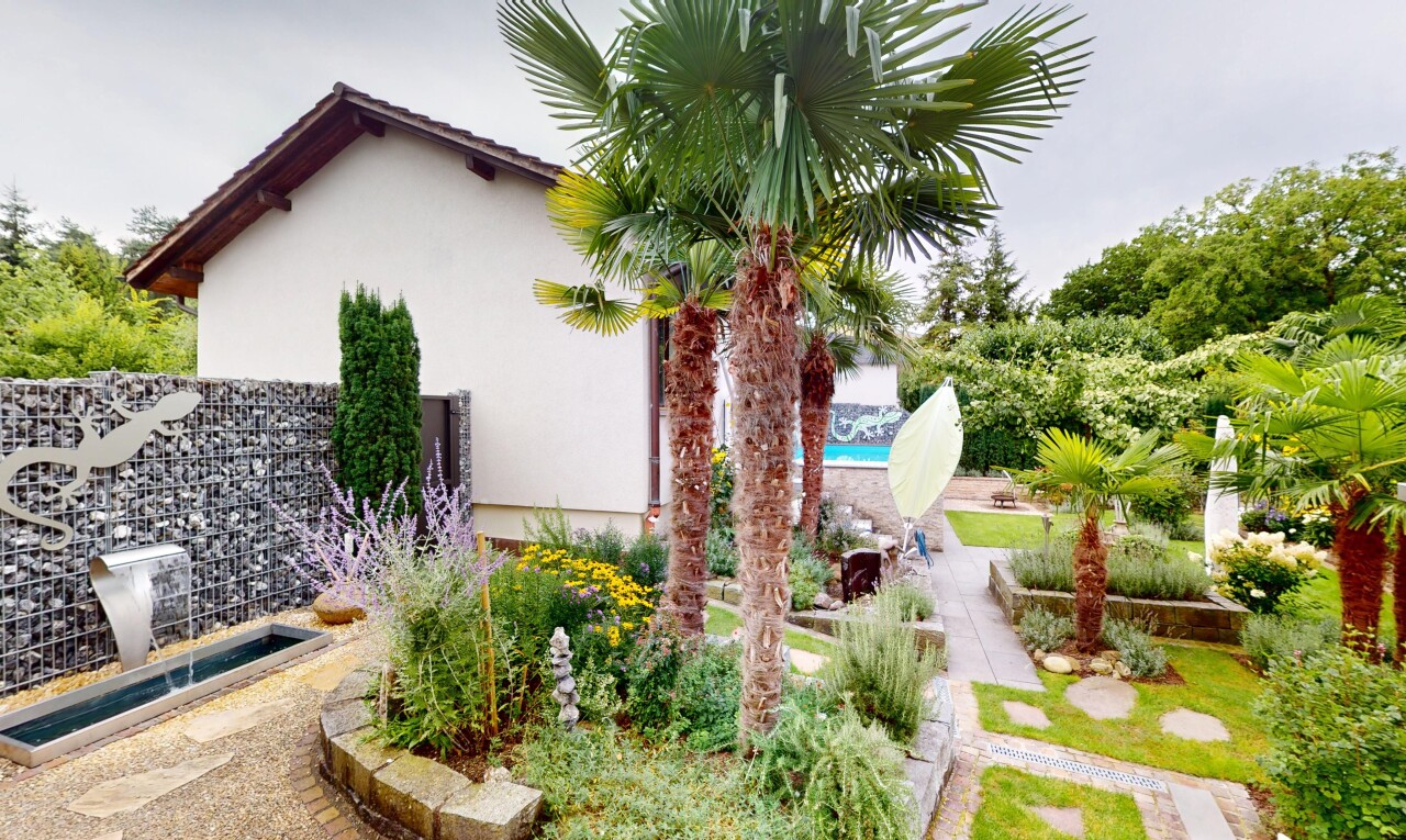 Einzigartige Gartenwohnung mit Aussenpool - 0