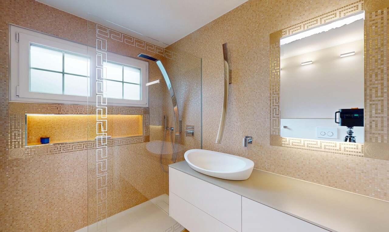 Einzigartige Gartenwohnung mit Aussenpool - 9