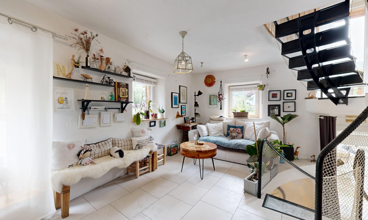 Unvergleichlicher Charme – 4-Zimmer-Haus mit großzügigen Außenbereiche - 6