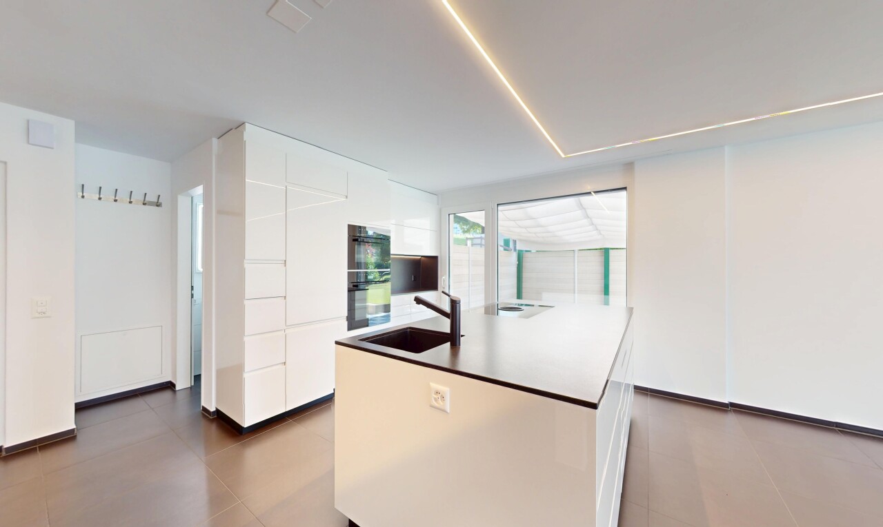 Moderne und renovierte Maisonette-Wohnung mit Gartensitzplatz - 4