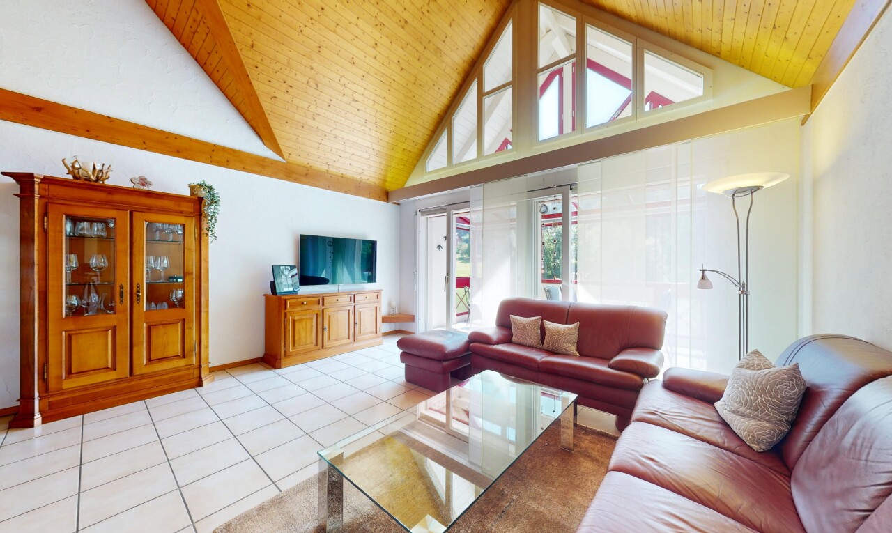 Traumhafte Maisonette-Dachwohnung mit Blick ins Grüne - 1