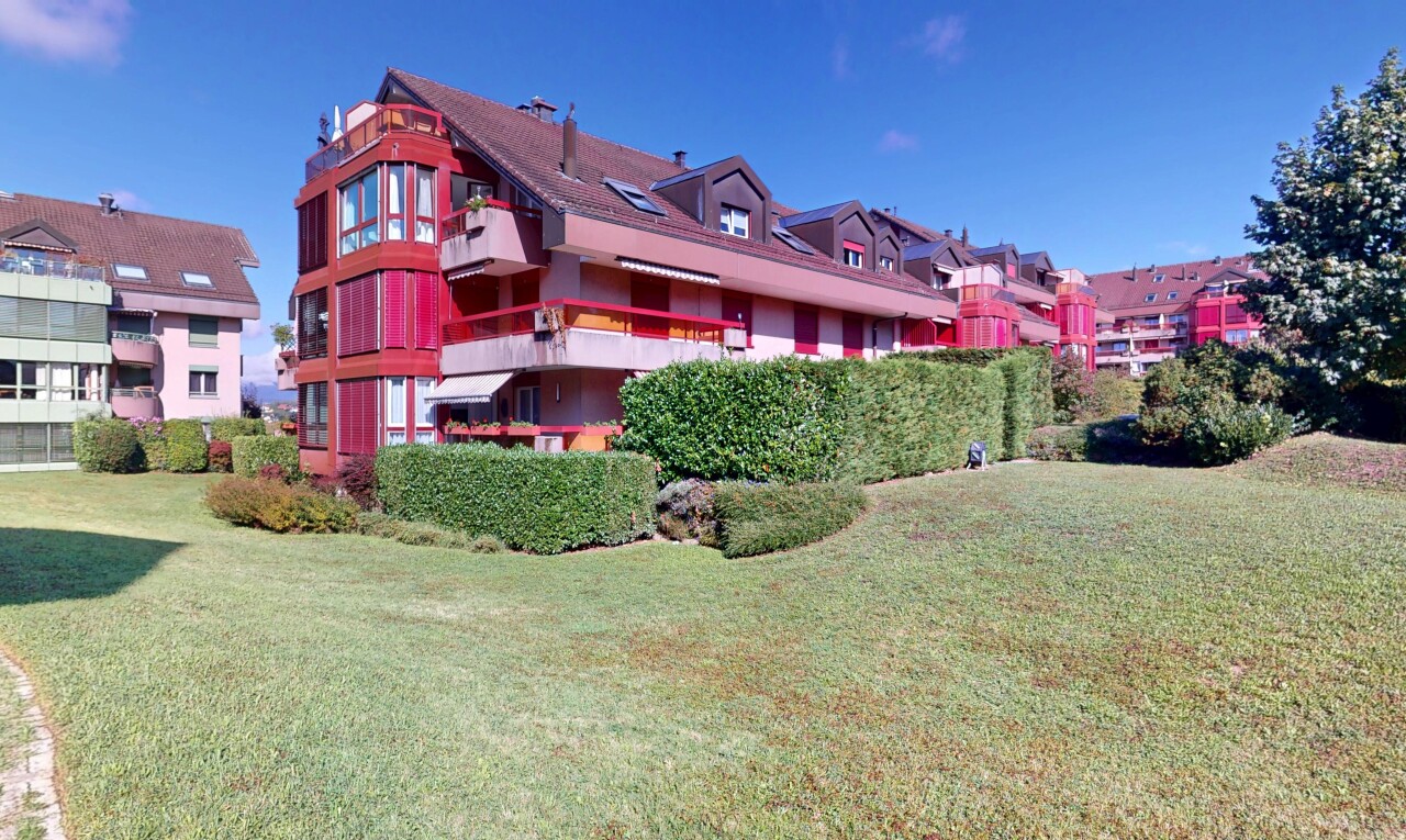 Seltene Gelegenheit: 85 m² Duplex mit Balkon in Écublens - 1