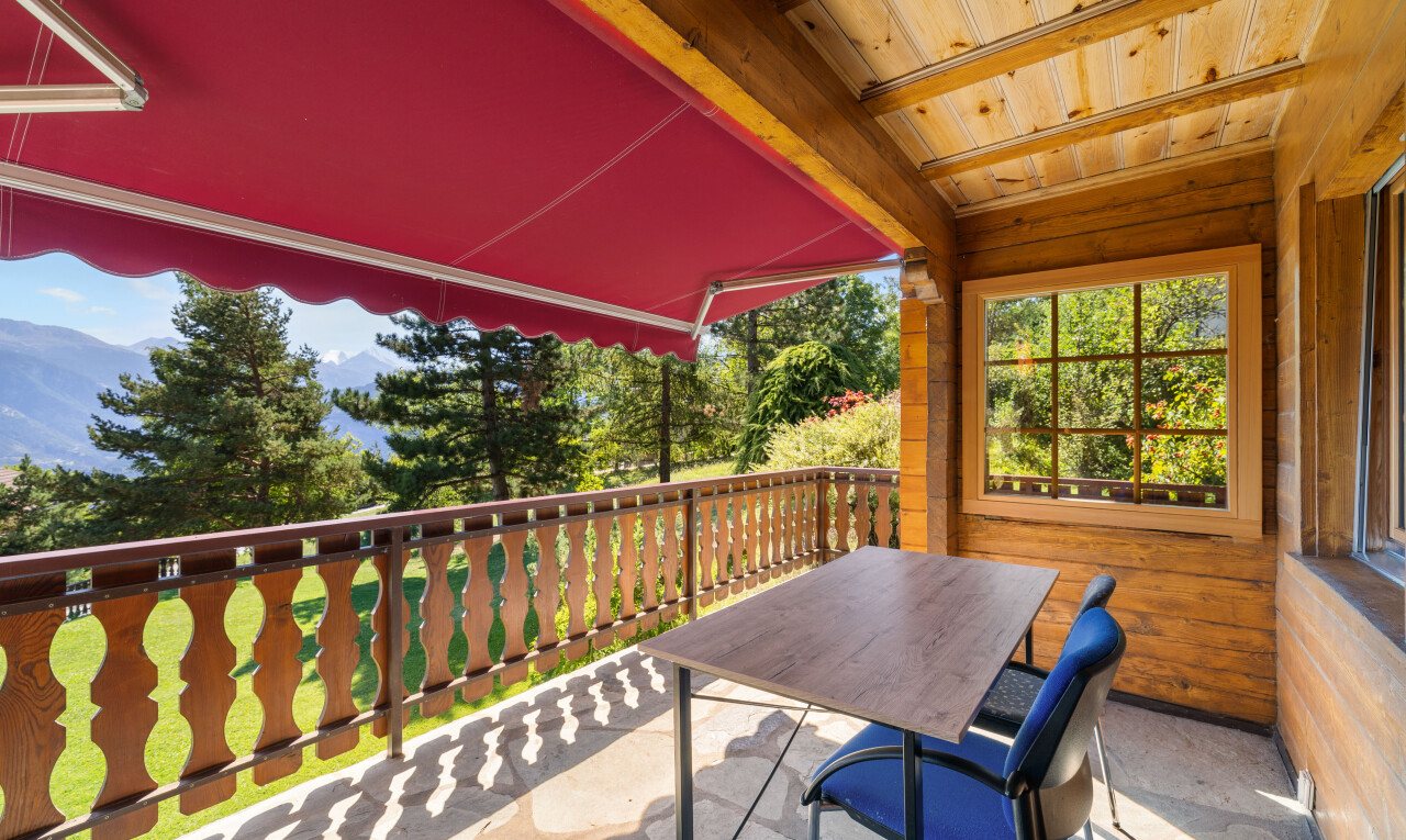 Prestigiöses Chalet in Crans-Montana mit Einliegerwohnung - 4