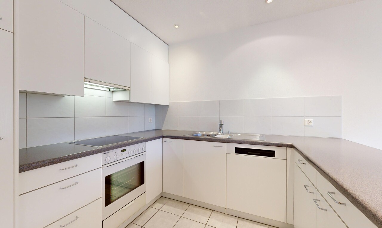 Helle 3.5 Zimmer-Wohnung mit Balkon und Tiefgarage in Lupfig AG - 6
