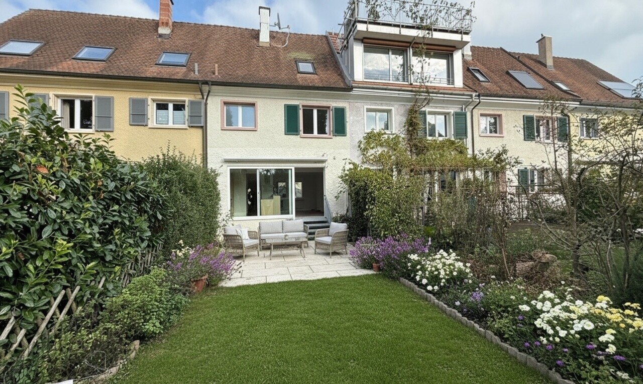 Renoviertes 4.5-Zimmer-Reihenhaus mit Garten in Basel - 1