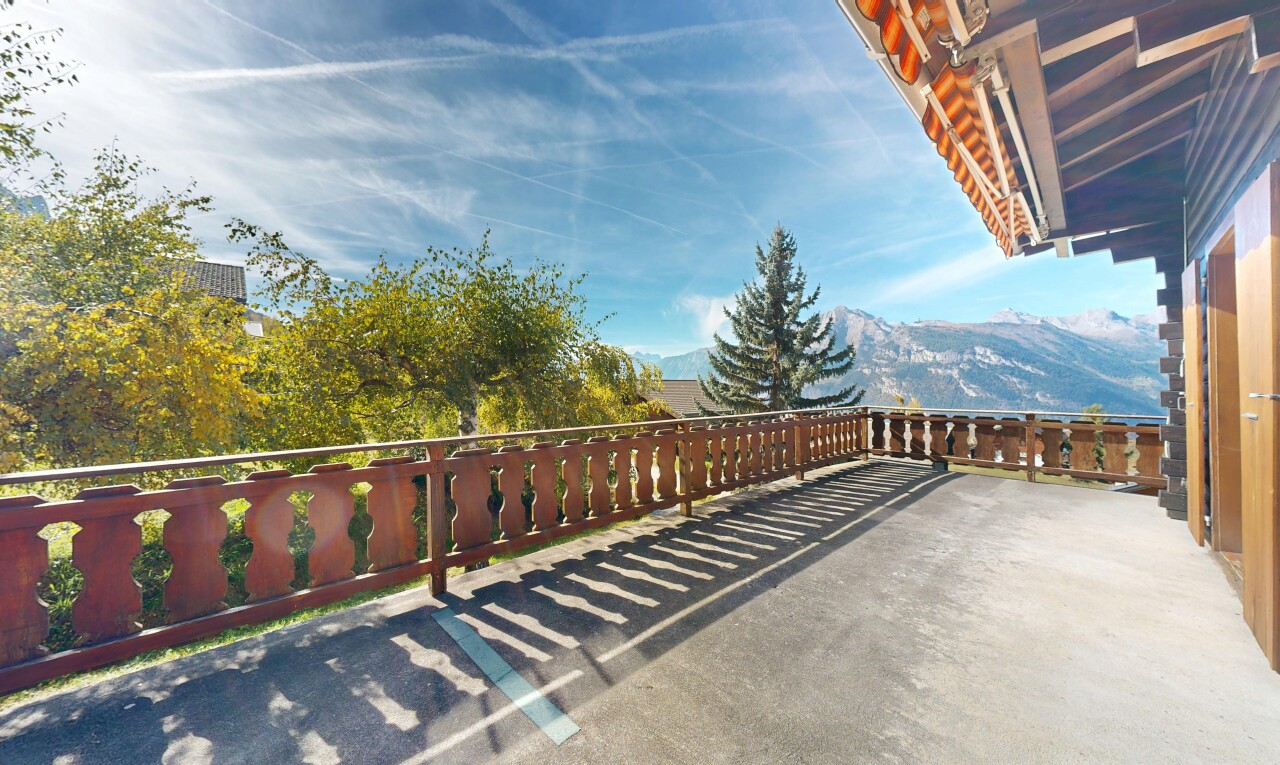 Charmantes Chalet mit Einliegerwohnung - 3