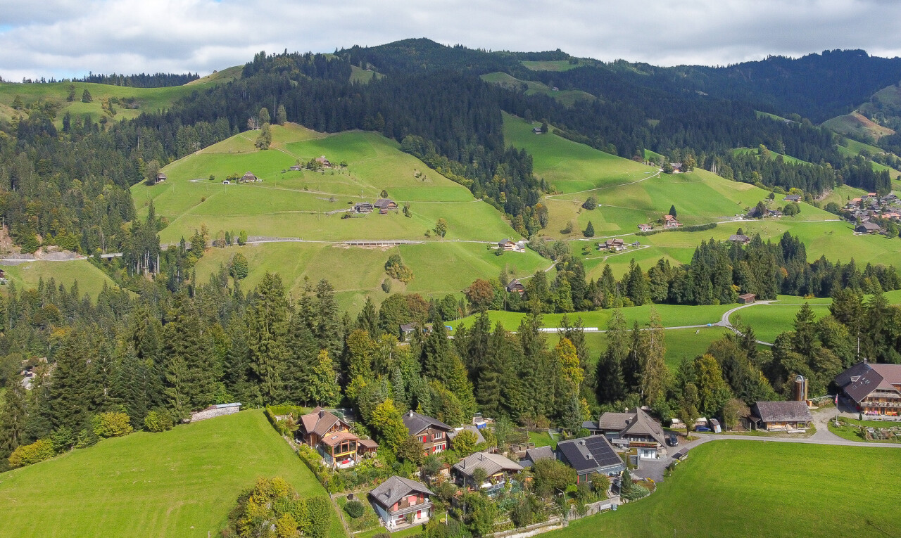 Charmantes Einfamilienhaus mit Einliegerwohnung und Gartenparadies - 0
