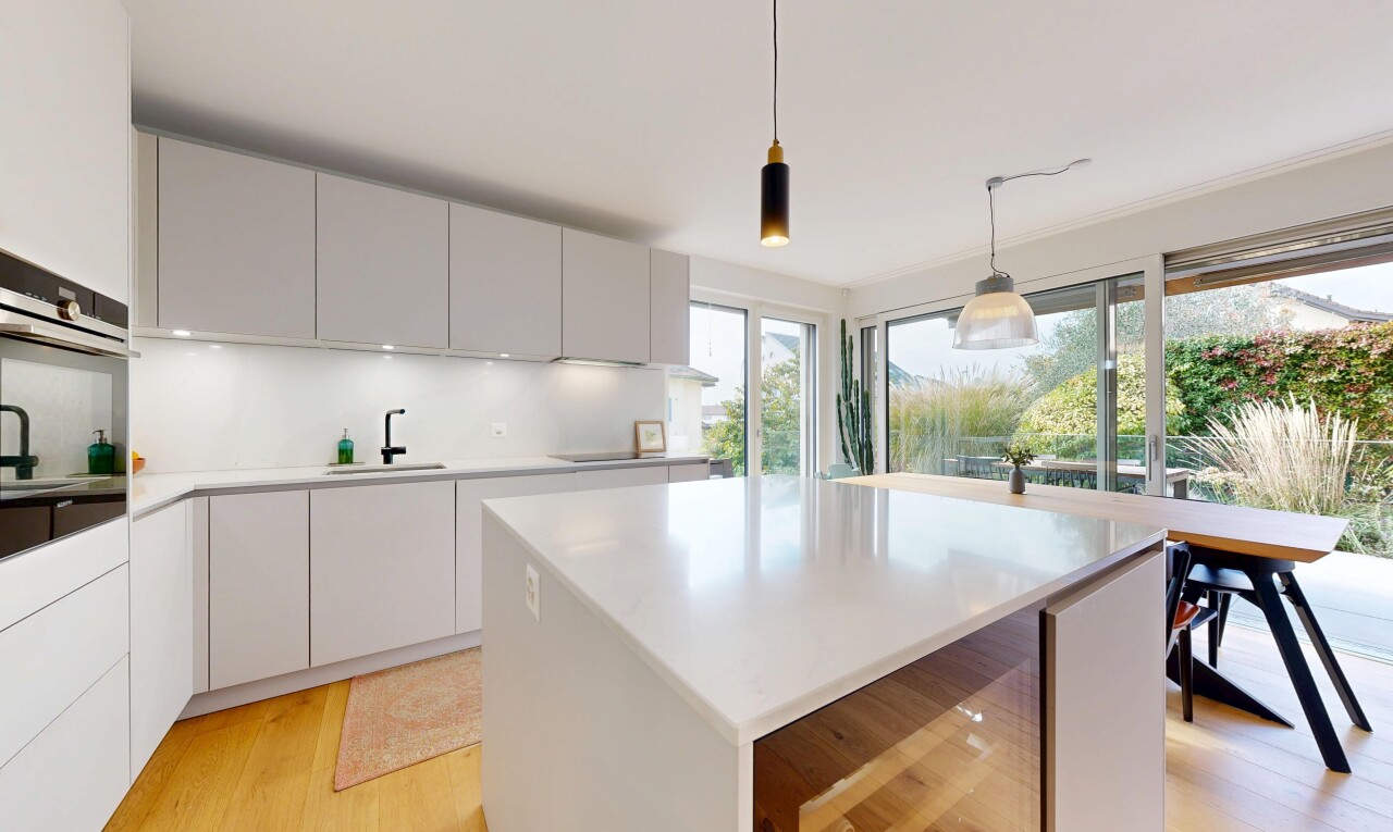 Rolle – Elegant 4.5-room apartment with garden, close to the Lake - 4
