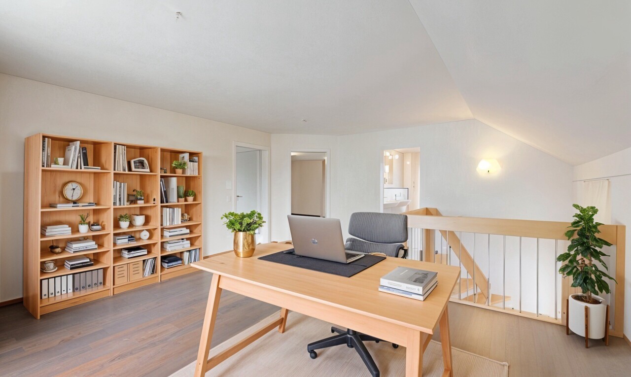 Saniertes Einfamilienhaus mit Garten & Weitblick in Münchringen - 7