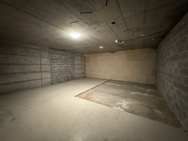 Dépôts à louer à Pully de 5.50 m2 à 221 m2 - 0