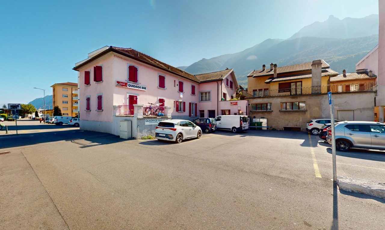 High-Potential Investment Property – Centre of Saxon, Facing the Train - 2