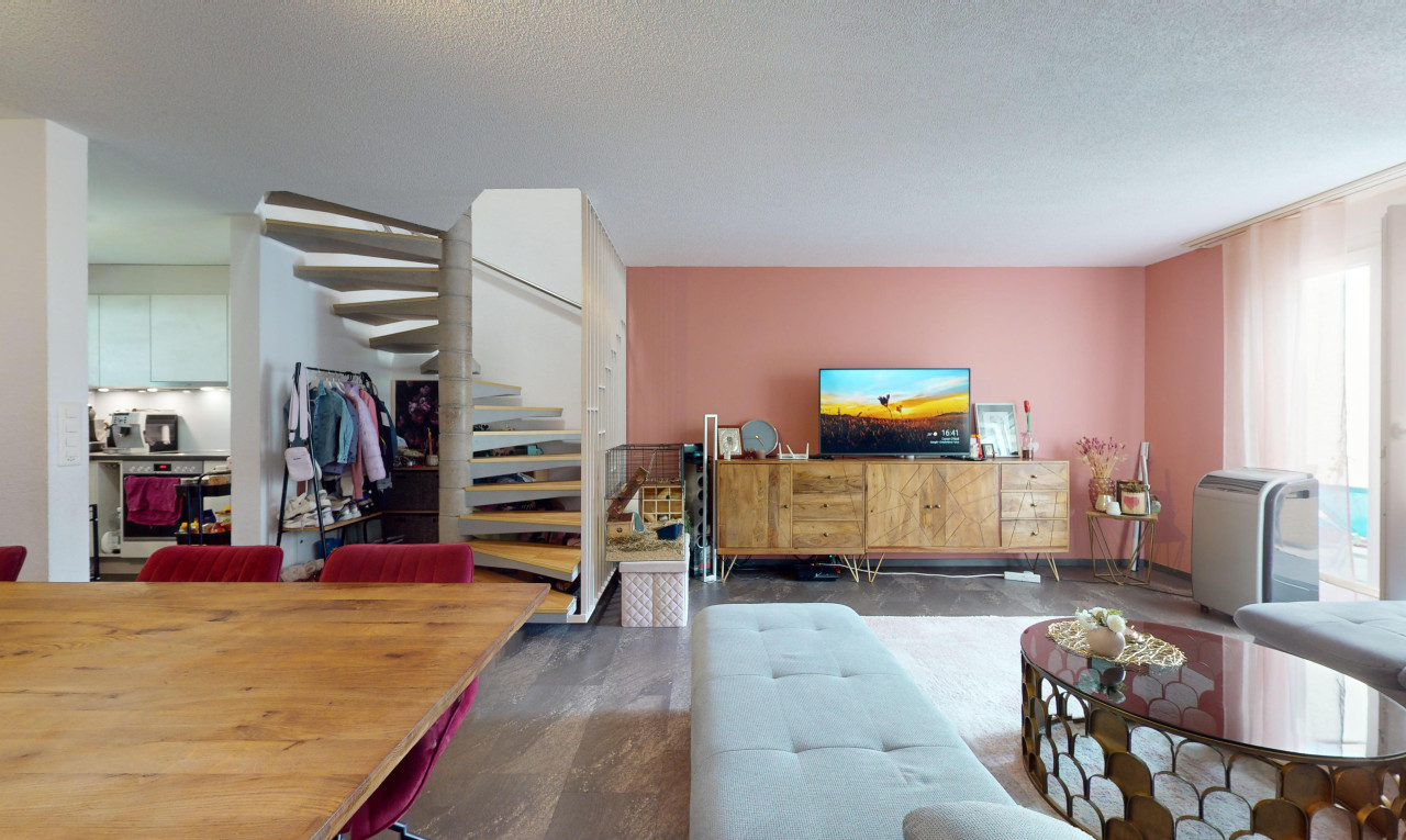Moderne Maisonettewohnung mit toller Terrasse im Herzen von Zuchwil - 2