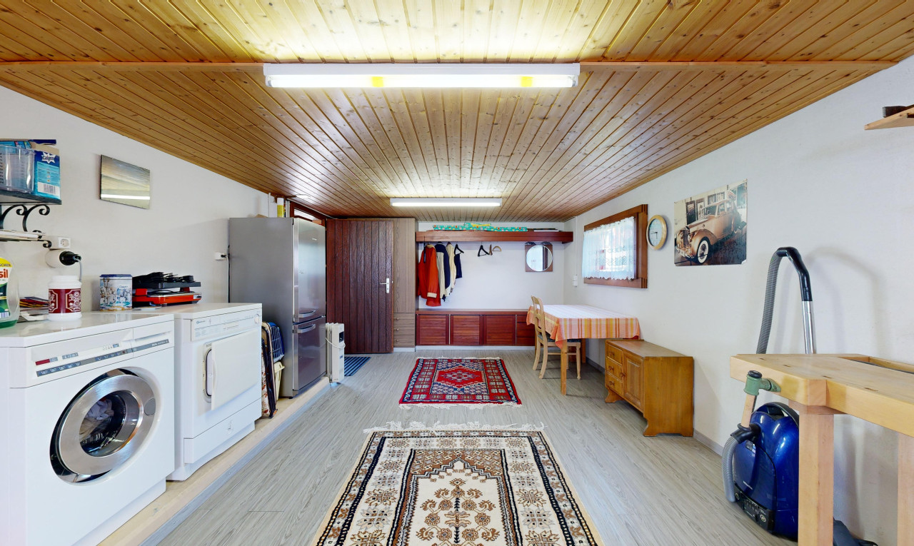 Charmantes 2.5-Zimmer Chalet mit Seeblick - 11
