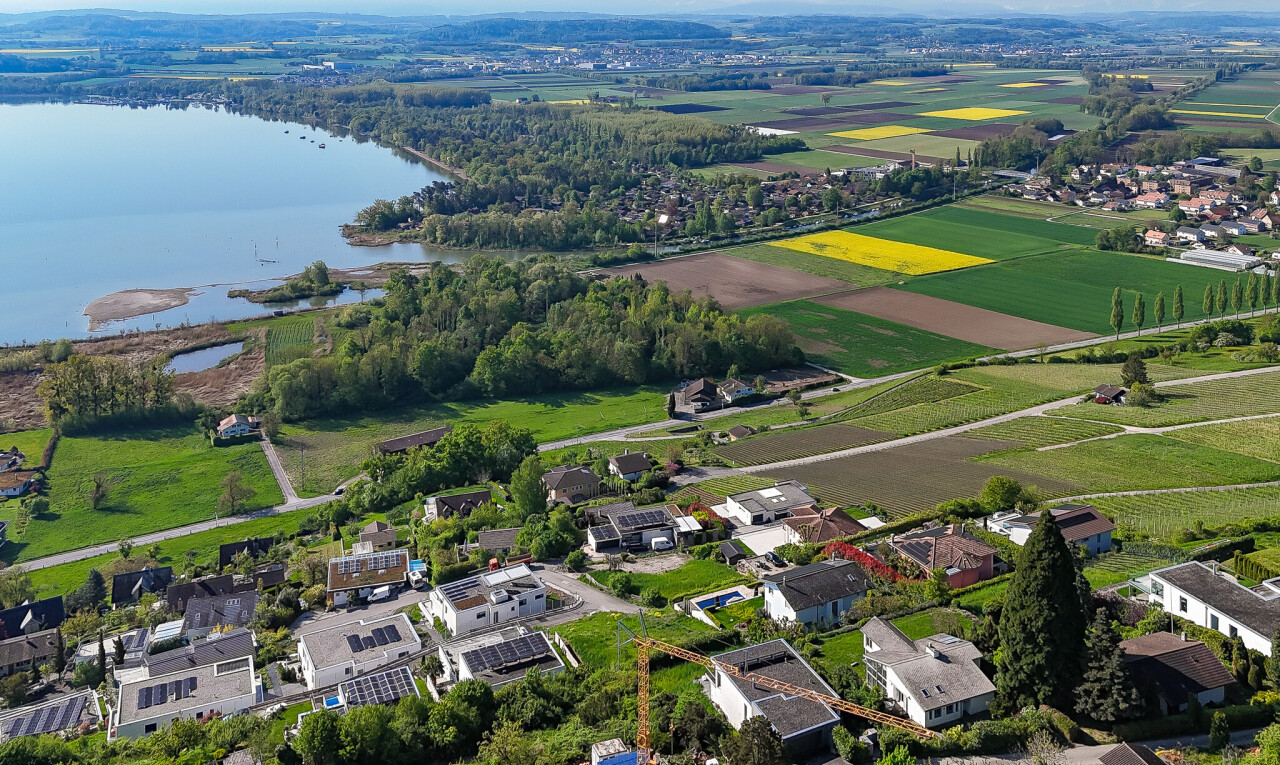 Vom Architekten entworfene Villa mit Panoramablick auf den See und die - 9