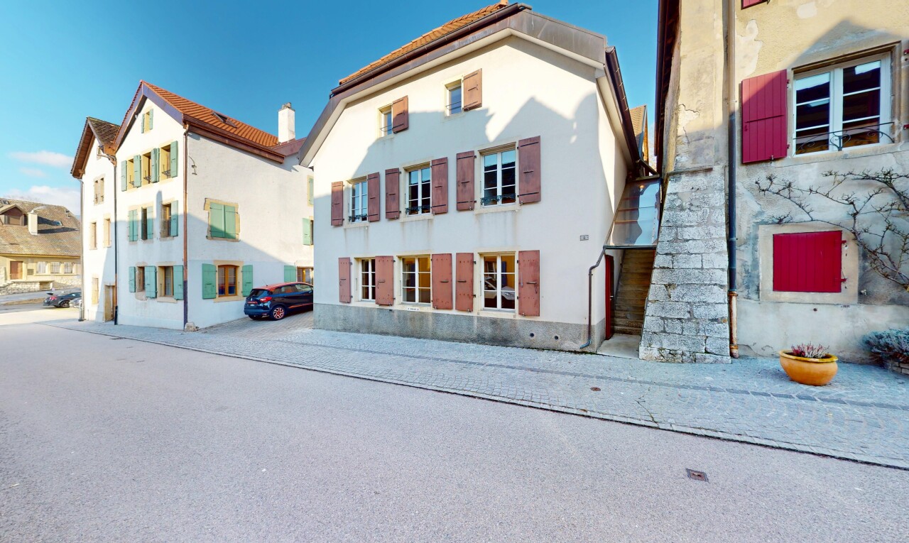 Maison plurifamiliale in à Cormondrèche - 2
