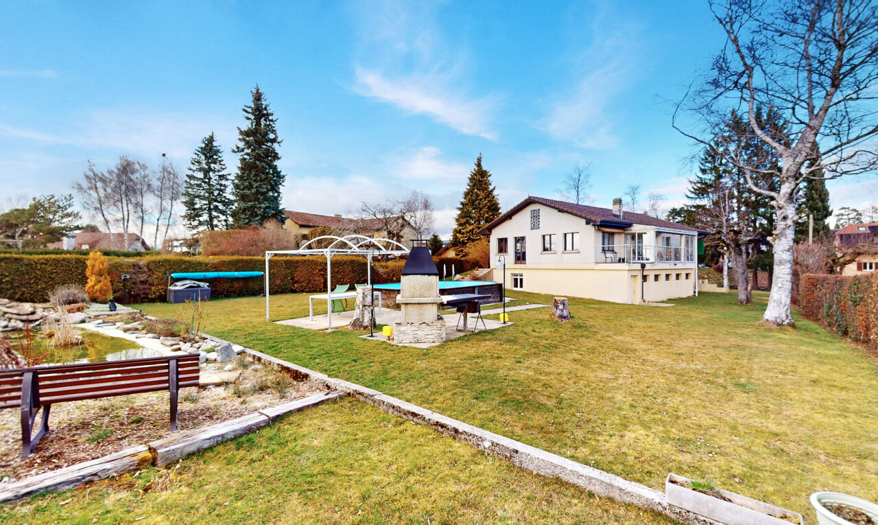 A PRIVILEGED LIVING ENVIRONMENT IN FROIDEVILLE – IDEAL FOR YOUR FAMILY - 0