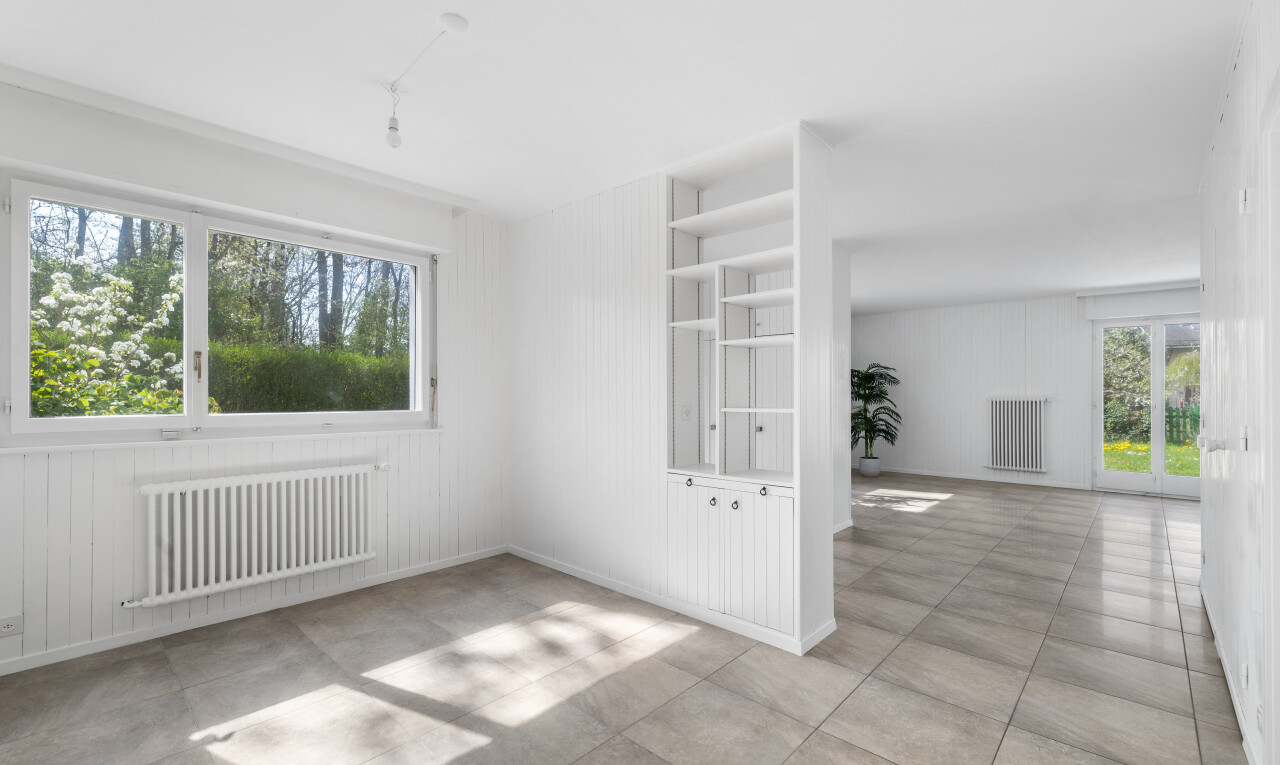 A Family Home to Reimagine – Where Tranquillity, Garden and Light Meet - 10