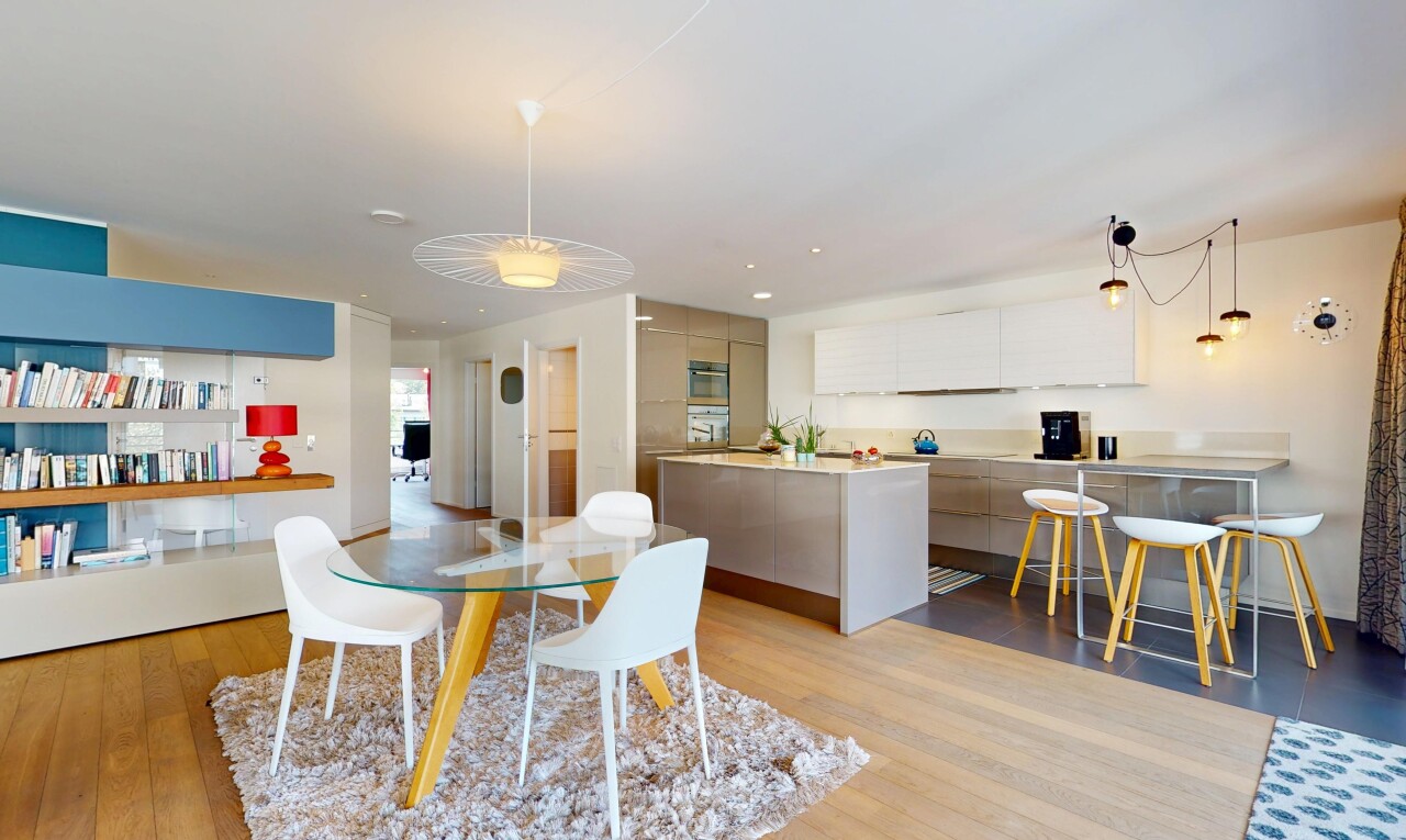 High-end apartment with a large 105 m² wraparound terrace - 4