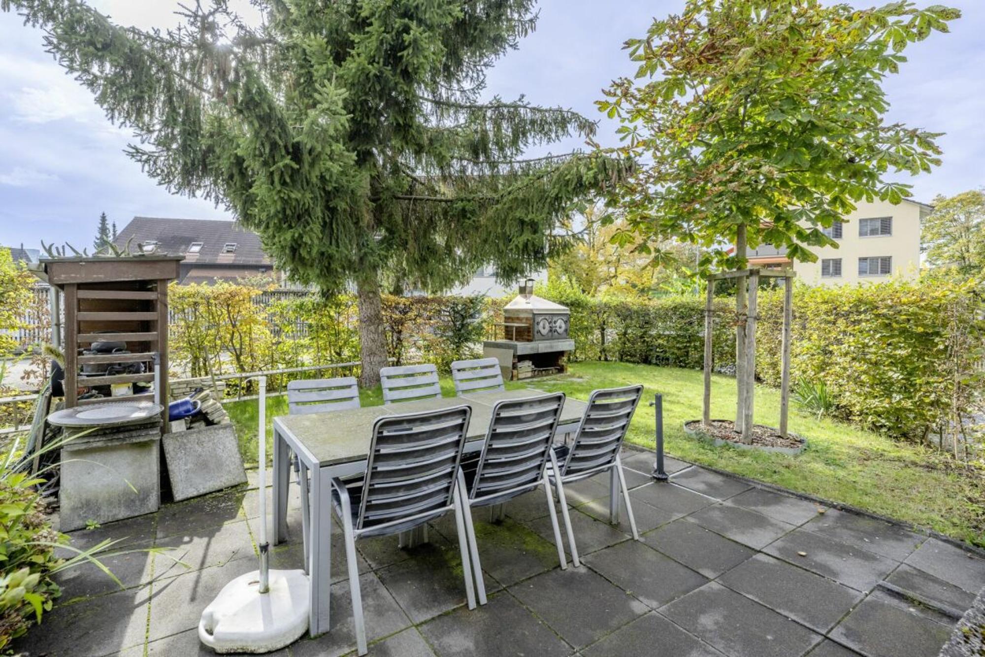 Attractive, modernized farm idyll in the middle of Bassersdorf - 5