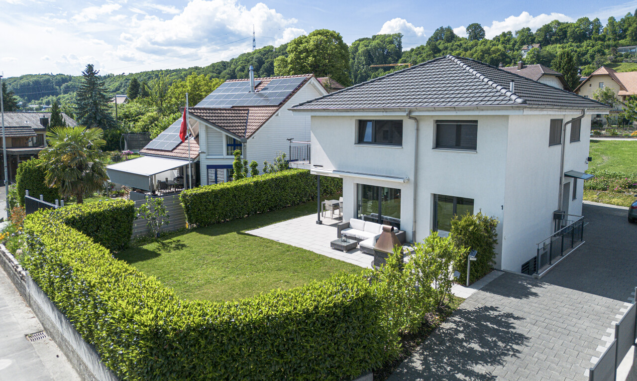 Modernes und familienfreundliches Haus in Meinisberg - 0