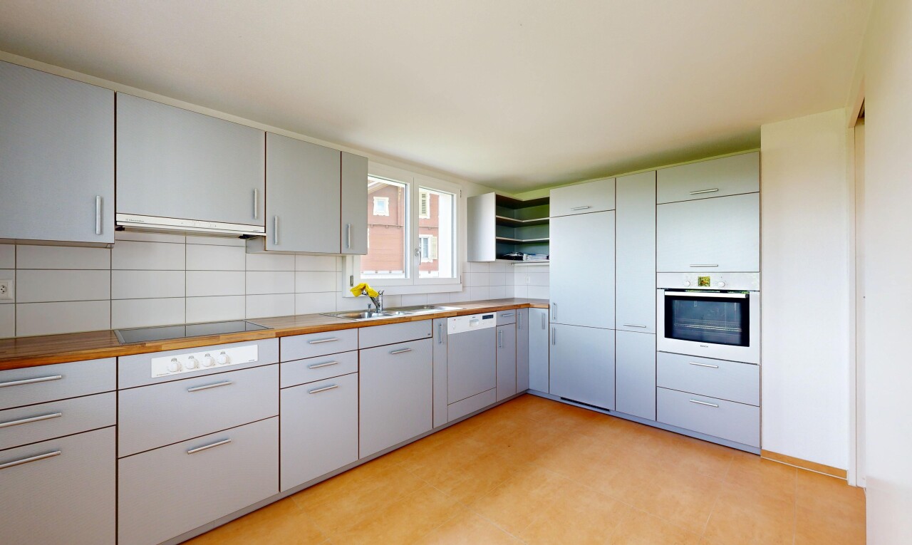 Einfamilienhaus mit Dachwohnung, ideal als 3-Generationenhaus - 8