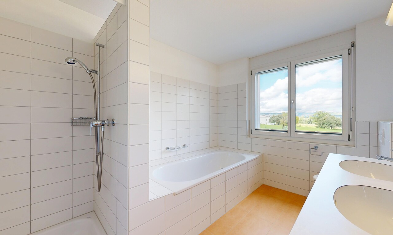 Einfamilienhaus mit Dachwohnung, ideal als 3-Generationenhaus - 11