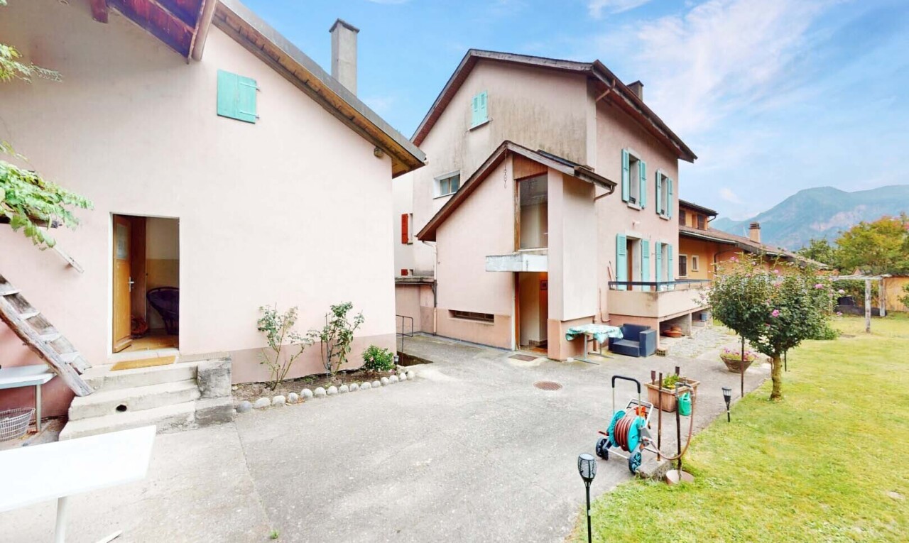Maison individuelle avec appartement indépendant in à Collonges - 2