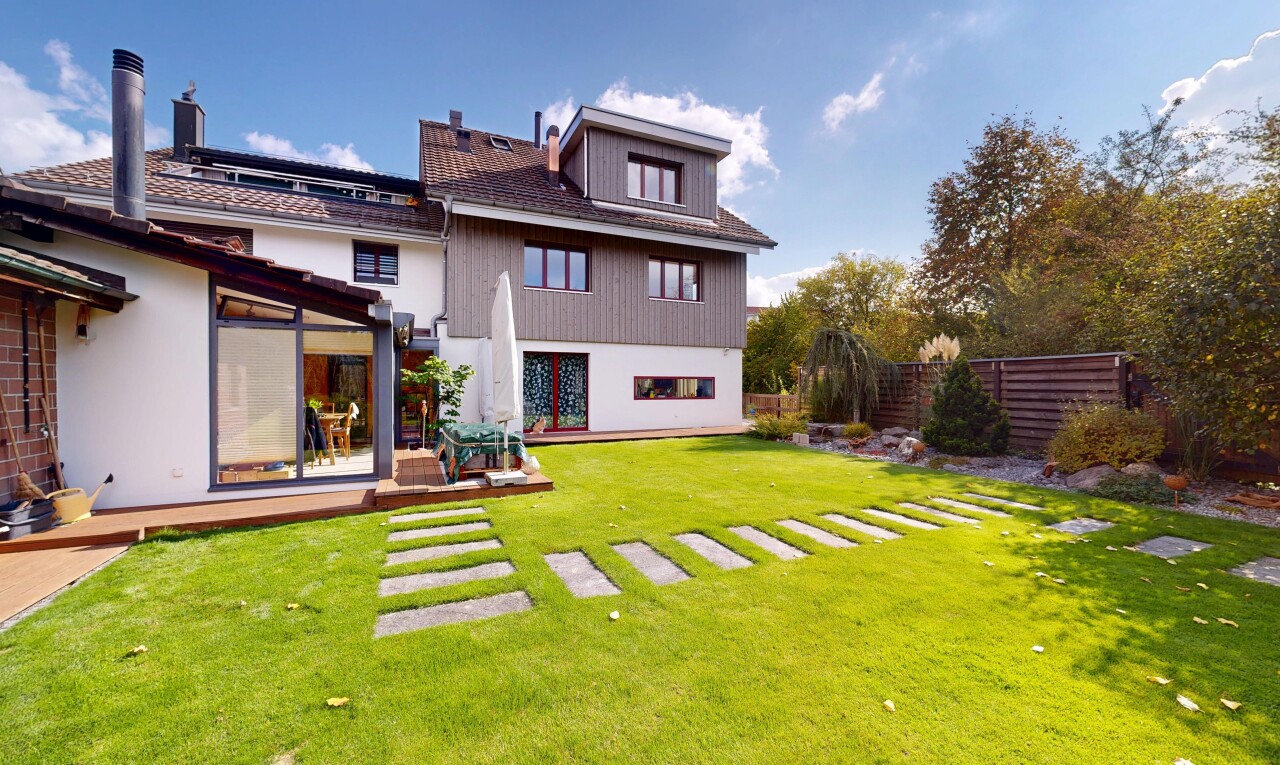 5.5 Zi-Maisonettwohnung mit gedeckter Loggia - 0