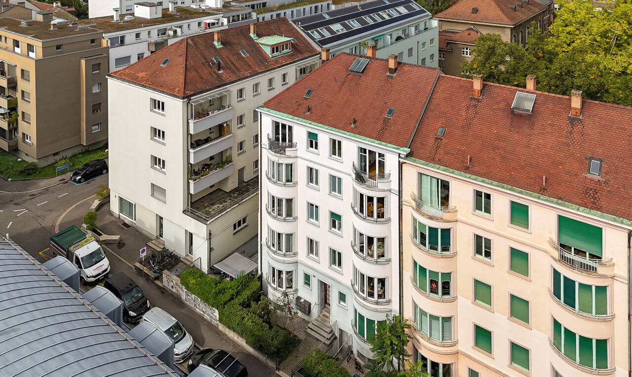 Investitionsperle mit Potenzial – 9 Wohnungen mit Terrassen in Basel - 0