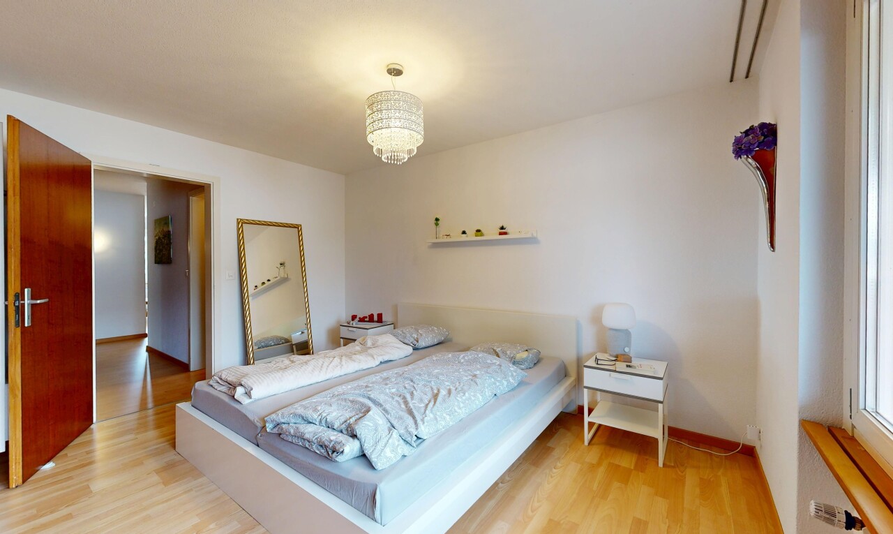 Geräumige 4.5-Zimmer-Wohnung mit separatem Studio - 4