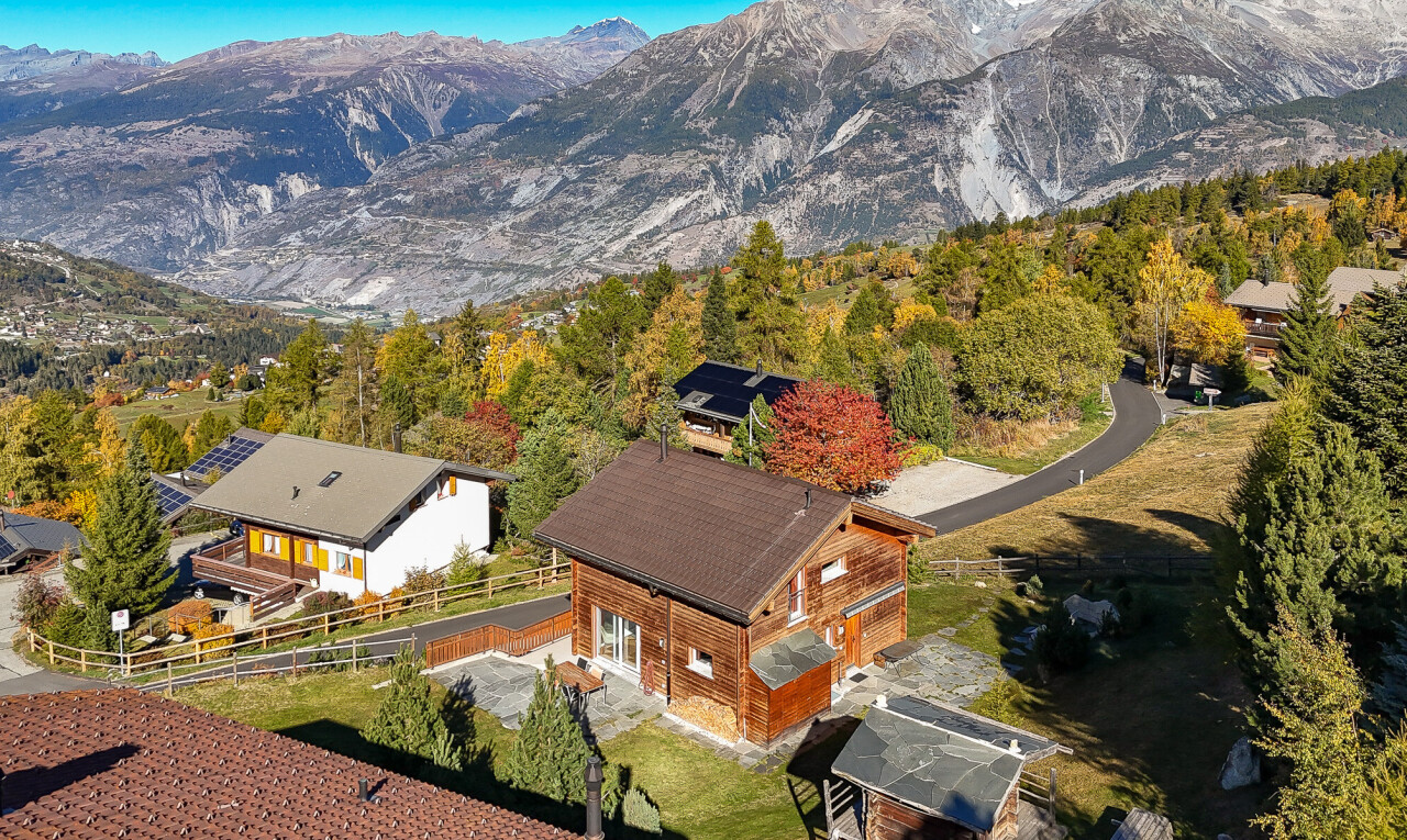 Exklusives Chalet mit Panoramablick in Bürchen - 1