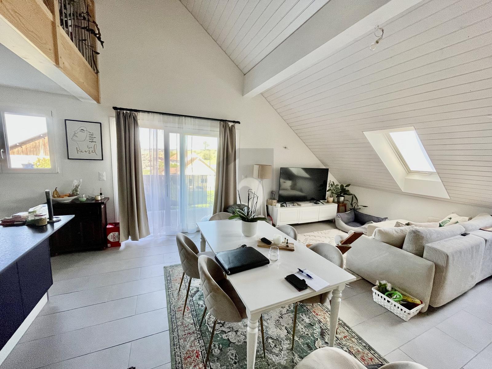 MAGNIFIQUE AVEC GRAND BALCON ET VUE DÉGAGÉE - 2