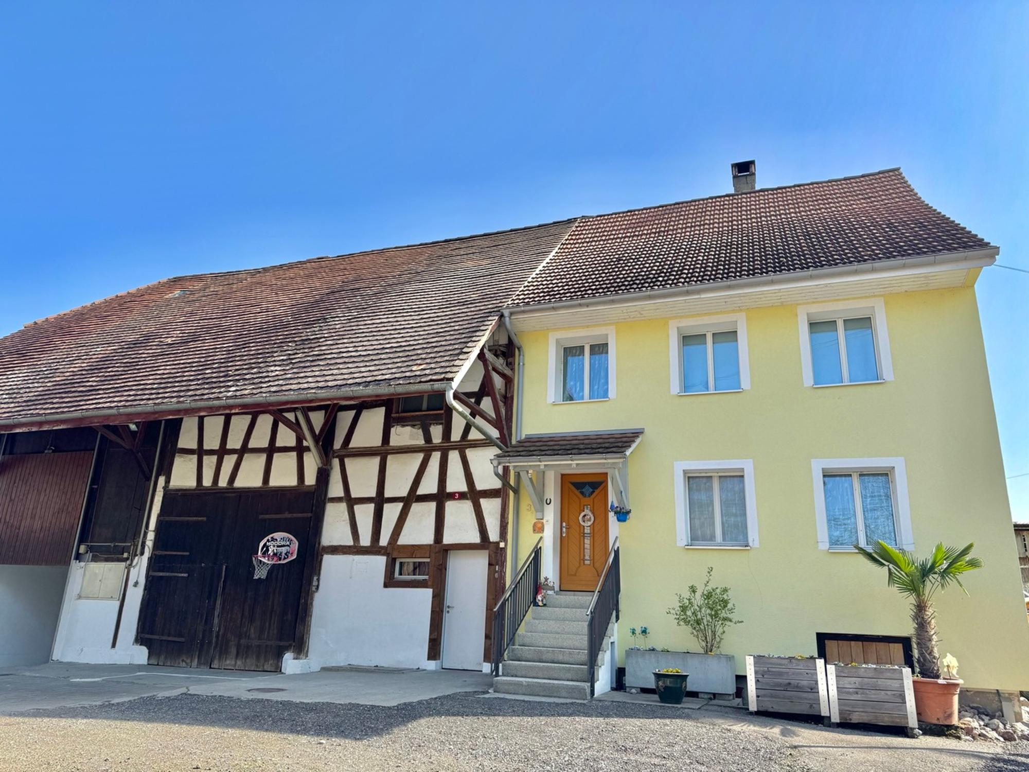 Room for great things - residential house/outbuilding with expansion potential - 0