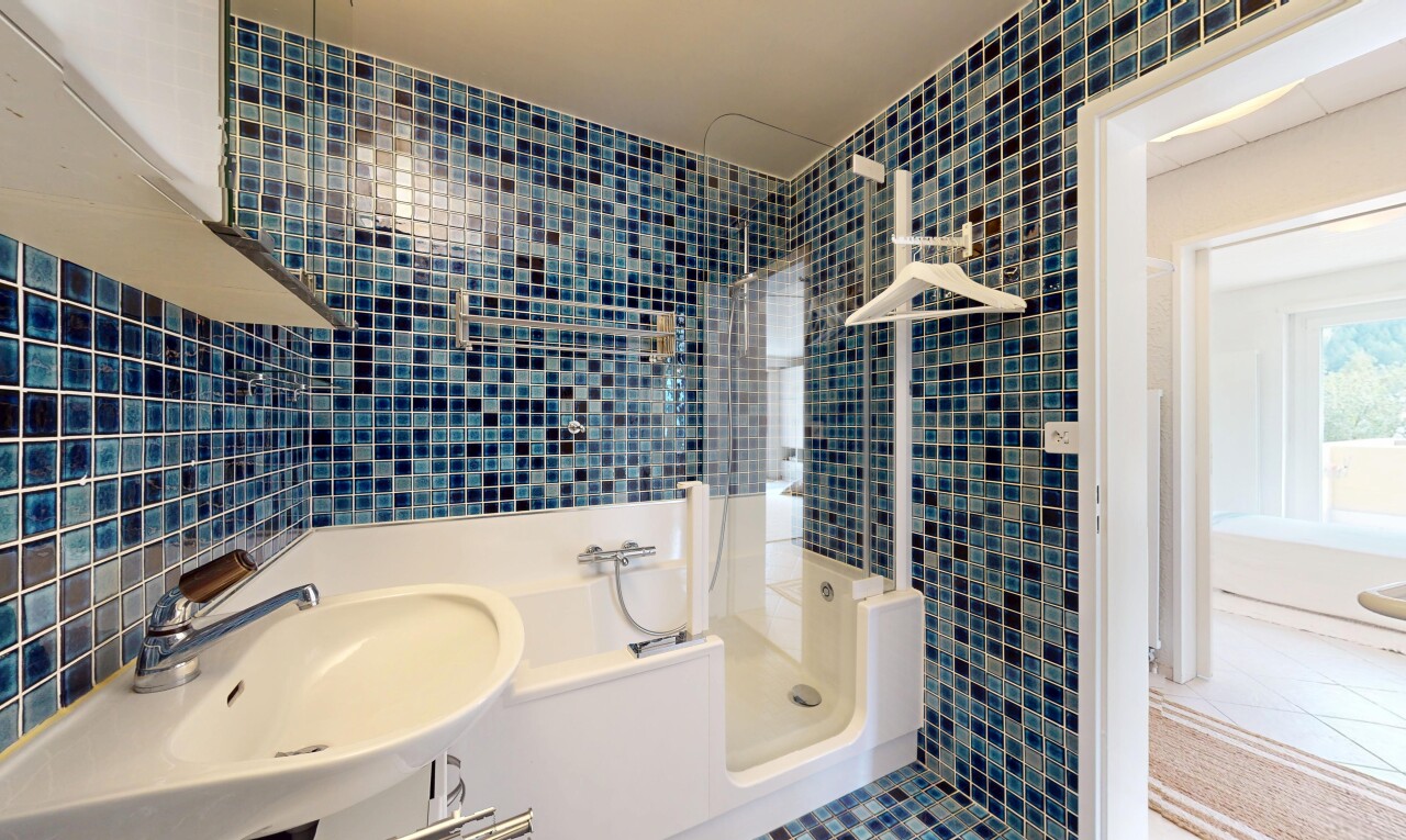 Wunderschöne 2,5-Zimmer-Wohnung mit großer Terrasse - 8
