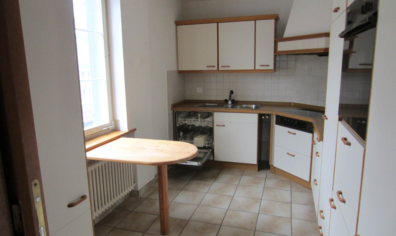 Vollvermietetes Mehrfamilienhaus mit Garage und Aussenparkplätzen - 10