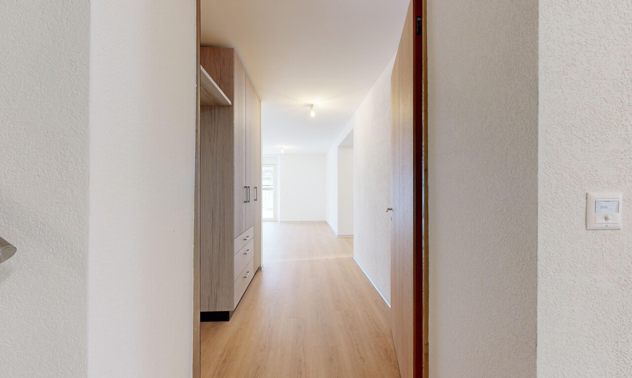 Wunderschöne neue Wohnung im Erdgeschoss mit 3.5p mit Terrasse! - 9