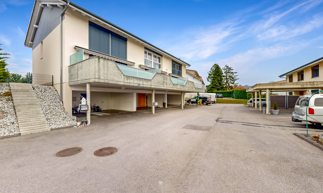 Maison mitoyenne in à Grolley - 1
