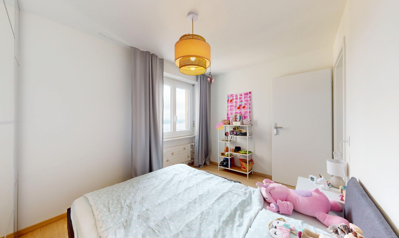 Atemberaubender Seeblick – Renovierte Wohnung, ideal für Rendite - 7