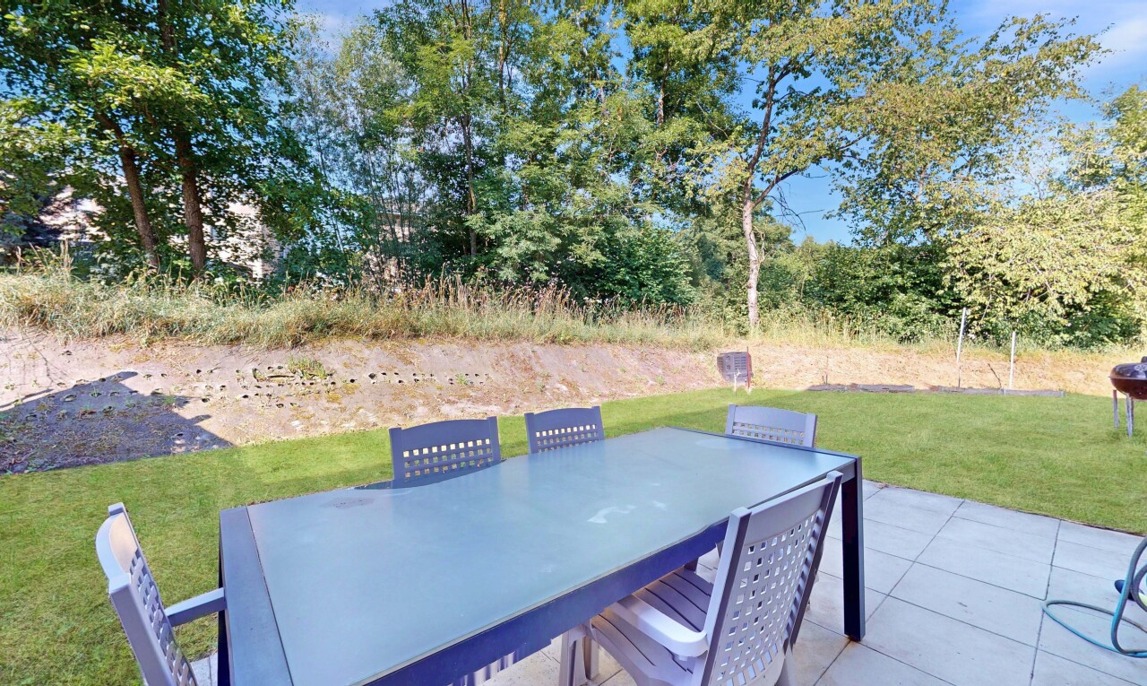 A RARE OPPORTUNITY JUST 15 MINUTES FROM FRIBOURG - 10