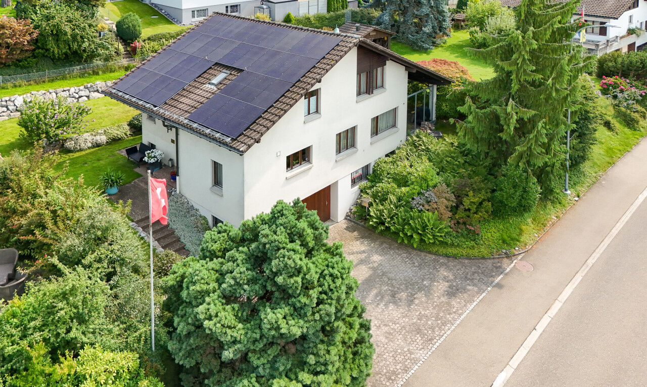 Ihr Zuhause in Untereggen – EFH mit Sauna, Terrasse & grossem Garten - 1