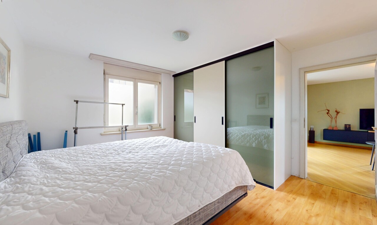 Wohngenuss mit Stil - 4.5-Zimmerwohnung mit Kamin, Terrasse & Loggia - 6
