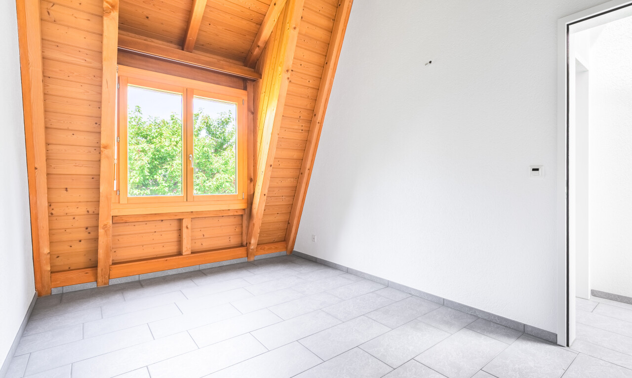 Moderne Doppelhaushälfte mit grossem Umschwung - 6