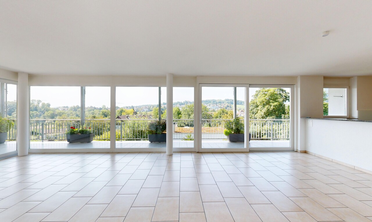 Lichtdurchflutete Terrassenwohnung mit Weitblick & Komfort - 3
