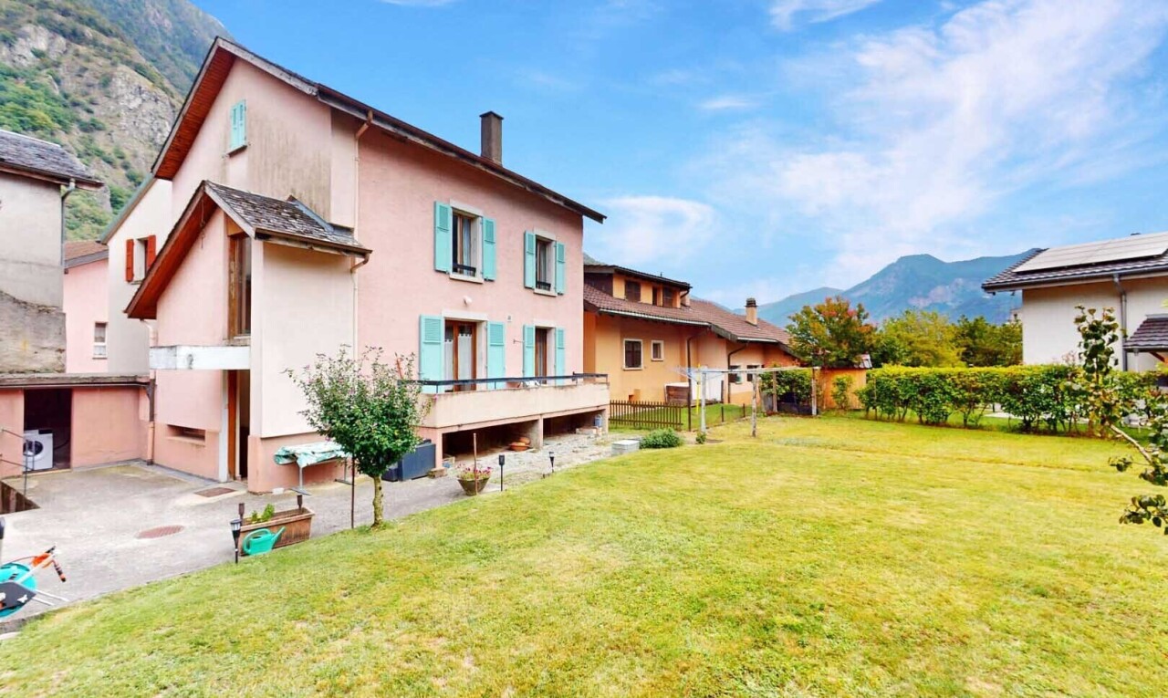 Maison individuelle avec appartement indépendant in à Collonges - 2