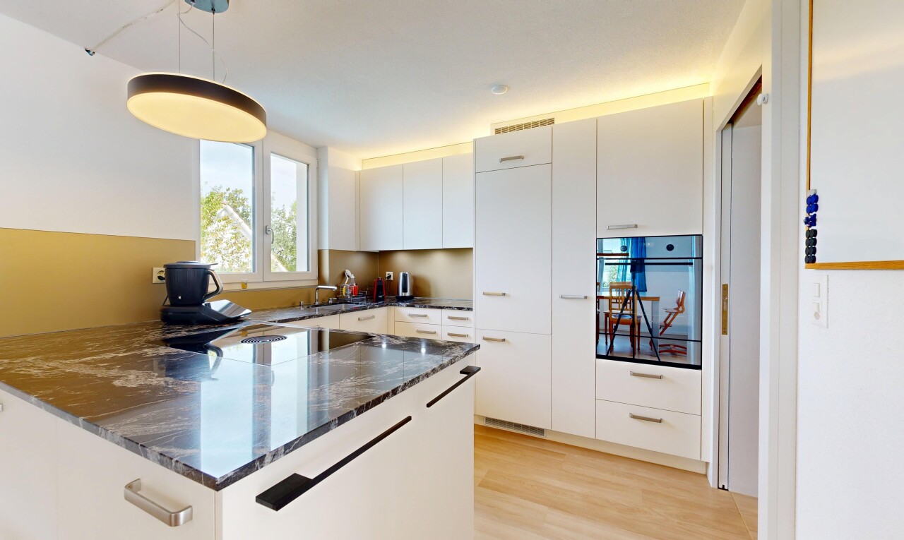 Moderne 4.5 Zimmer Doppelhaushälfte mit Garten und Teils Weitblick - 2