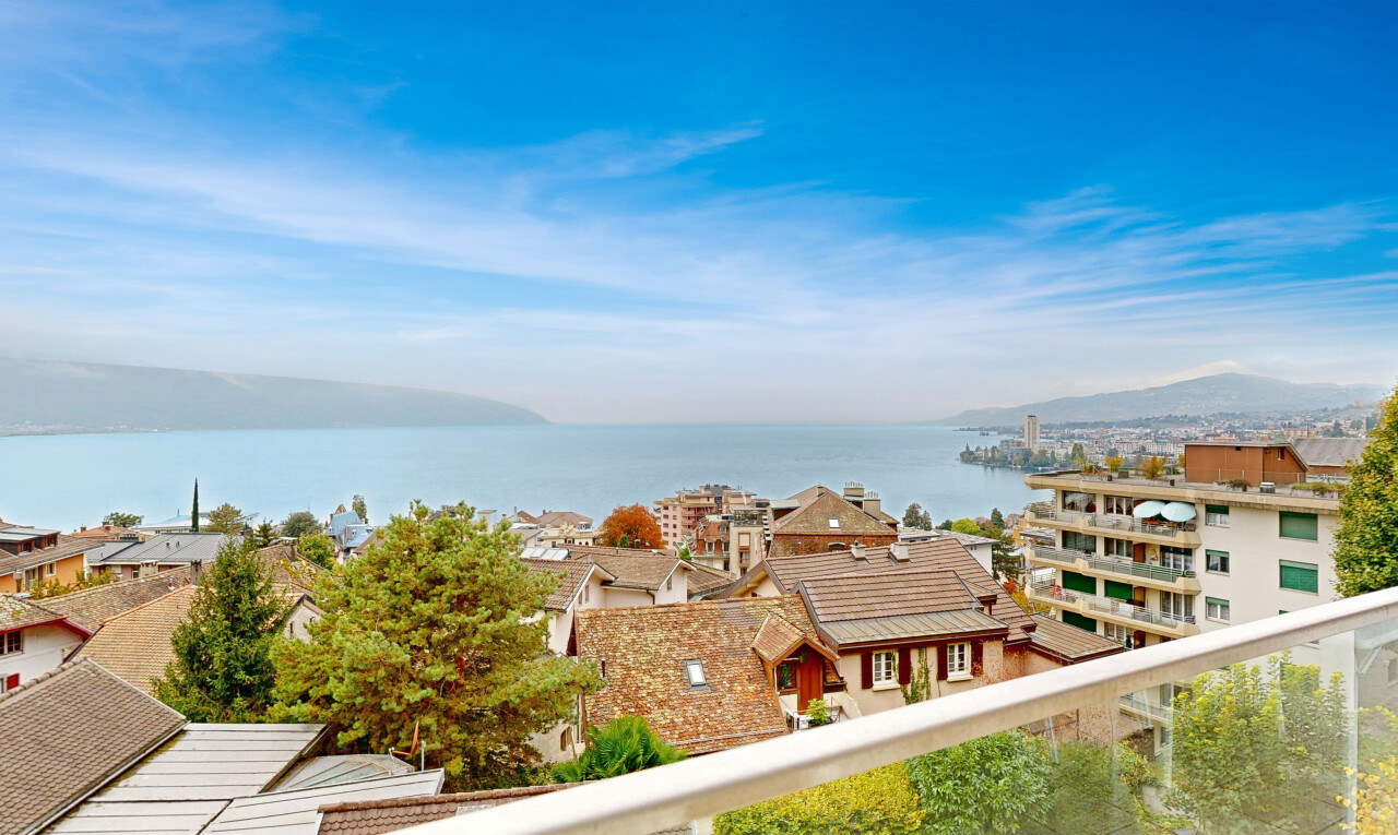 Montreux – Charmante 2.5-Zimmer-Wohnung mit grossem Balkon - 2