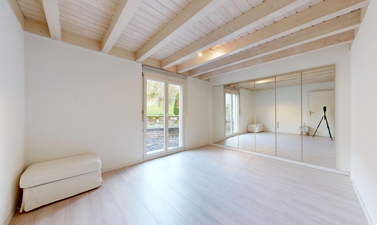 Bauernhaus mit angrenzendem Einfamilienhaus und viel Bauland inkl. - 4